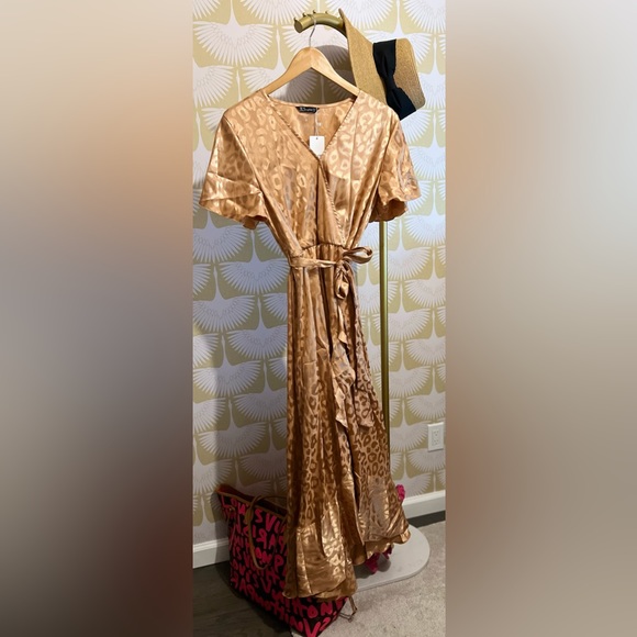 Chiffon V Neck Ruffle Midi Dress / Beach Wrap Dress - Picture 2 of 11